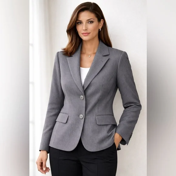 Tahari Arthur S. Levine Gray Pinstripe Blazer Size 10 Structured Shoulder Pads - Picture 11 of 11